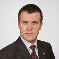Prelegent Przemysław Bryksa